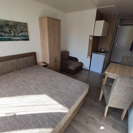 Ozone Apartman Siófok Buitenkant foto