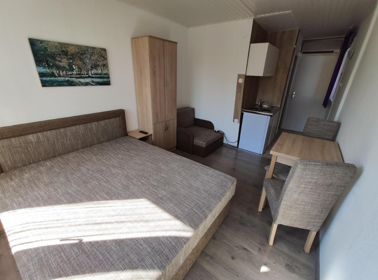 Ozone Apartman Siófok Buitenkant foto
