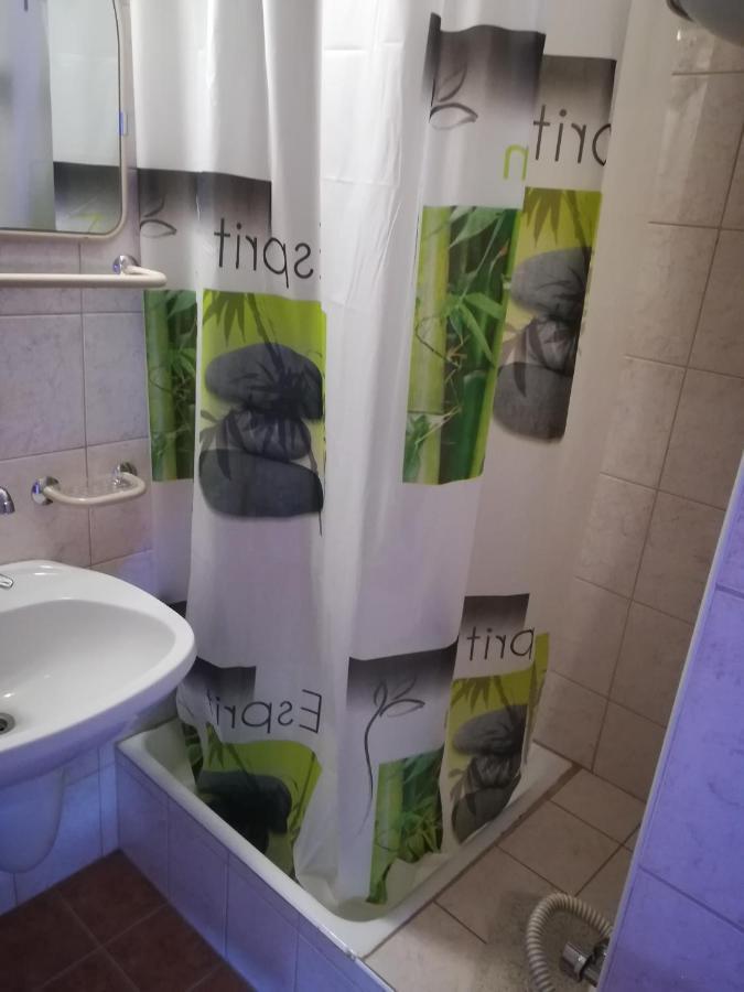 Ozone Apartman Siófok Buitenkant foto
